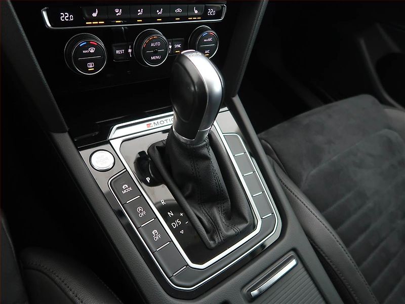 Volkswagen Passat (2016) Highline 2.0 BiTDI, 4X4 - fotka 13 z 18