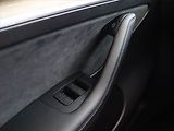 Tesla Model Y (2022) Long Range AWD 79kWh, SoH 94% - náhled 17