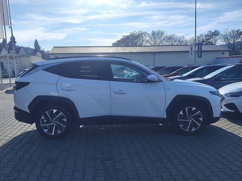 Hyundai Tucson 1.6 CRDi/100kW Smart DCT 4x4 - fotka 4 z 29