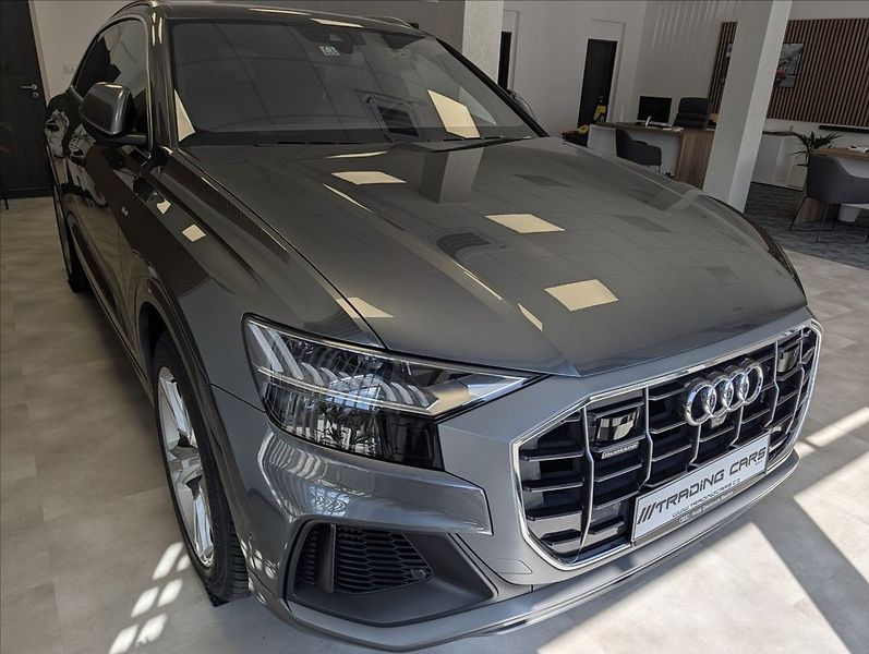 Audi Q8 E55 TFSI Quattro S-line - fotografie inzerátu