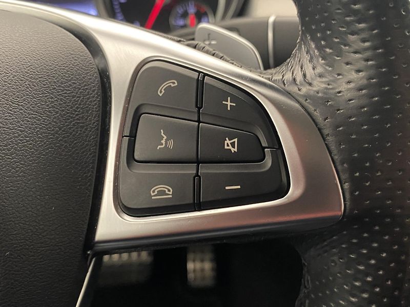 Mercedes-Benz GLE 350d 4MATIC AMG AUT CZ - fotka 20 z 53