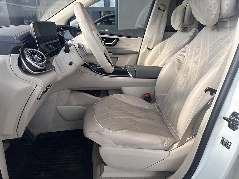 Mercedes-Benz EQS (2023) EQS 450 4MATIC SUV - fotka 45 z 54