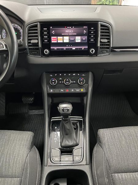 Škoda Karoq 2.0 TDi 4x4 DSG ČR NAVI ACC  - fotka 24 z 30