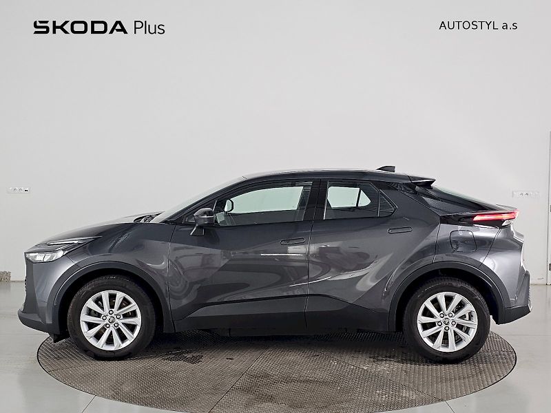Toyota C-HR (2025) 2.0 164kW PHEV CVT Comfort PLU - fotka 3 z 29