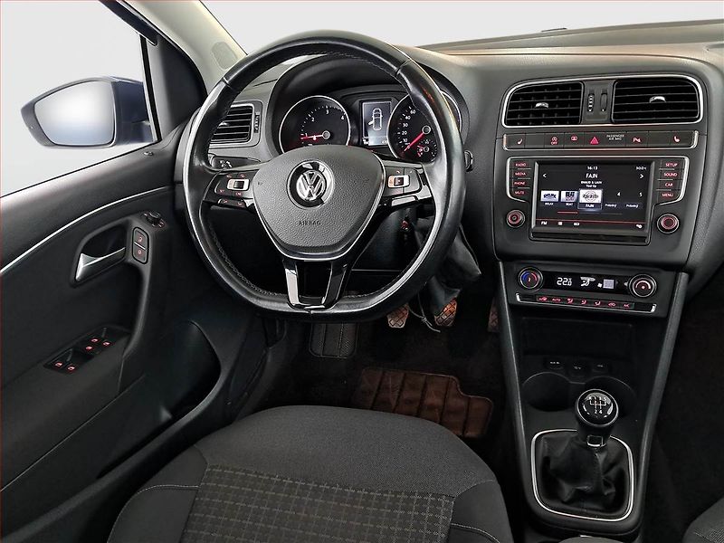 Volkswagen Polo (2015) 1.4 TDI, Tempomat - fotka 7 z 19