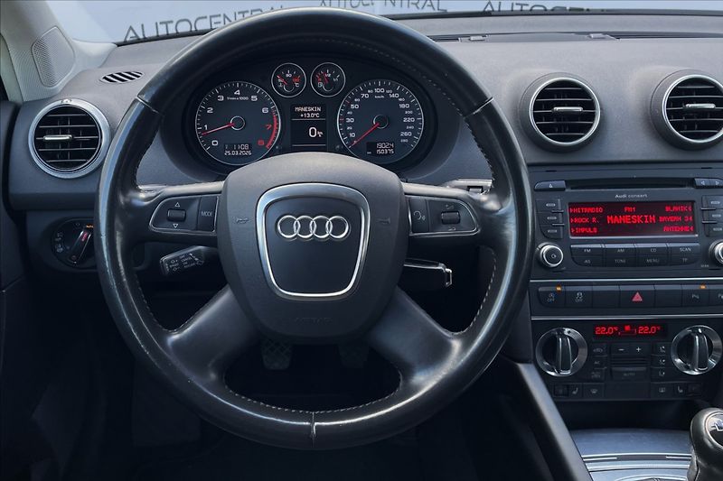 Audi A3 1,4 TFSi,serv.kn. - fotka 13 z 19
