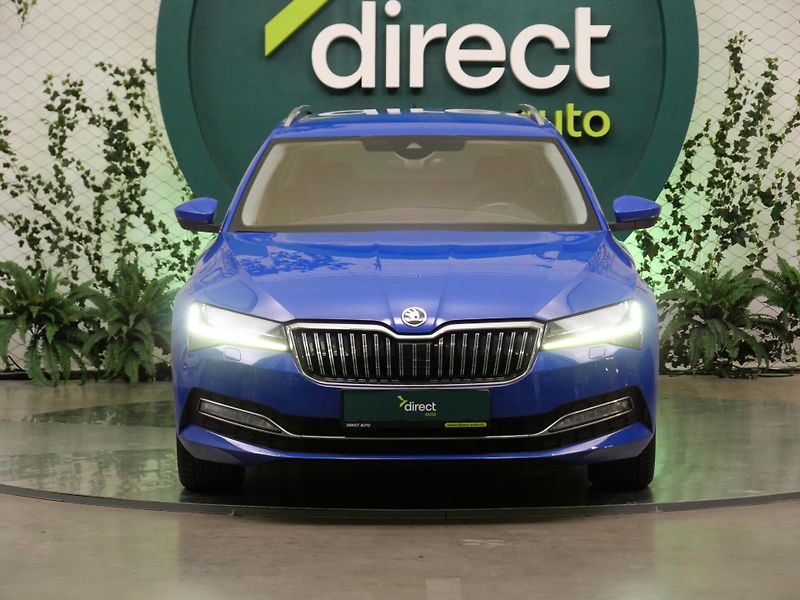 Škoda Superb - fotka 4 z 26