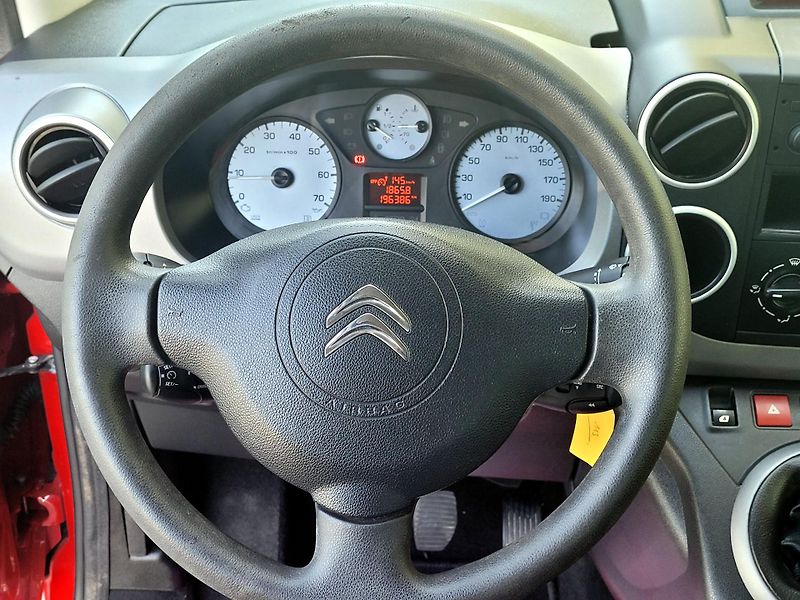 Citroën Berlingo 1,6 bHDi *SERV.KN. záruka km - fotka 27 z 31