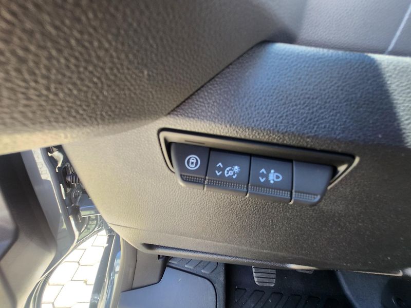 Renault Master (2026) L2H2P2 Blue dCi 130 Advance Eu - fotka 17 z 28