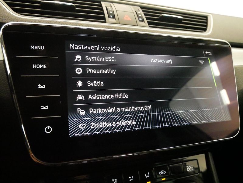 Škoda Superb - fotka 21 z 30