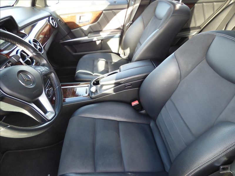 Mercedes-Benz GLK 2,1 220CDI,4Matic,AMG,7G,Bi-Xe - fotka 44 z 77