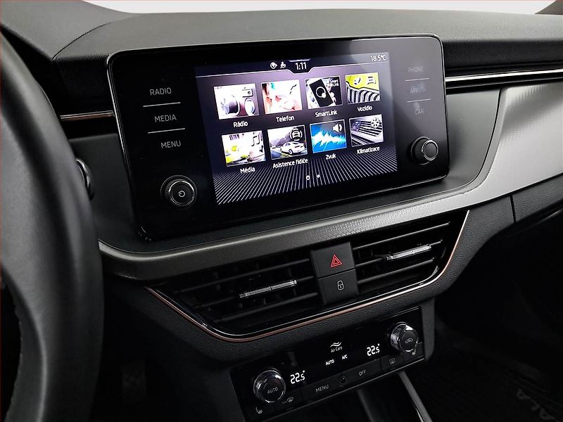 Škoda Scala (2023) Style 1.0 TSI, ČR,1.maj - fotka 12 z 19