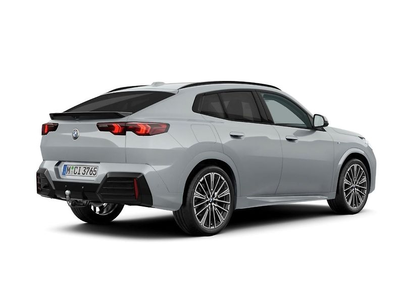 BMW X2 xDrive20d M-Sport - fotka 4 z 7
