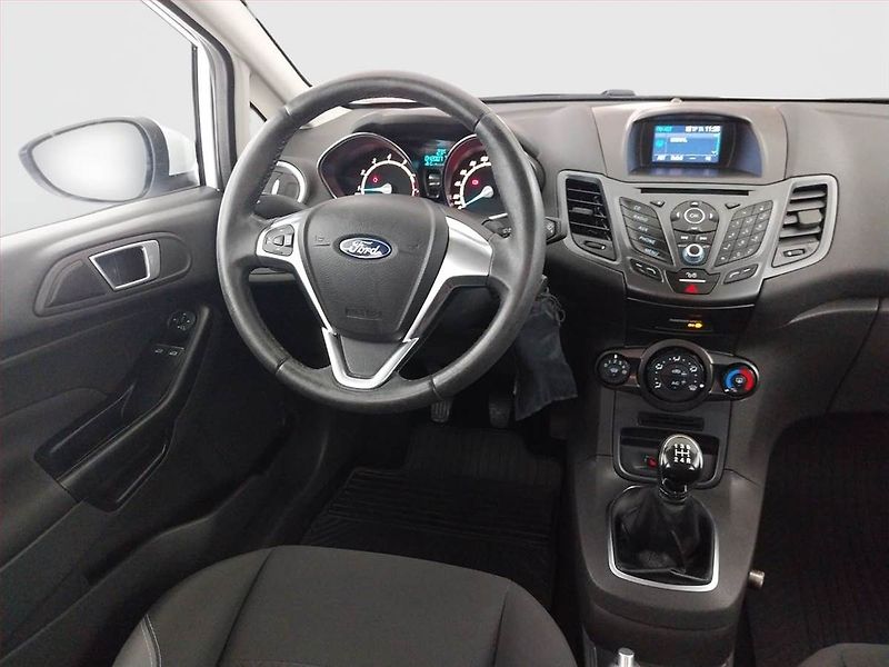 Ford Fiesta (2017) 1.0 EcoBoost, Vyhř. sedaček - fotka 7 z 17
