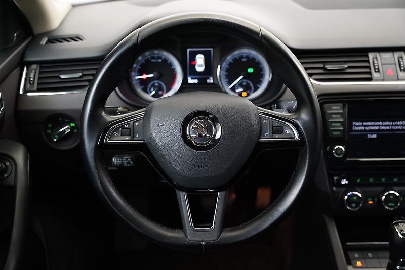 Škoda Octavia - fotka 19 z 27
