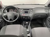 Kia Rio (2011) 1.4i, ČR, AC - náhled 8