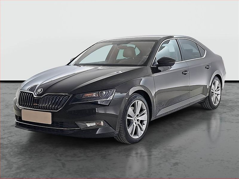 Škoda Superb (2016) 2.0 TDI, Automat, Kůže, Navi - fotka 2 z 24