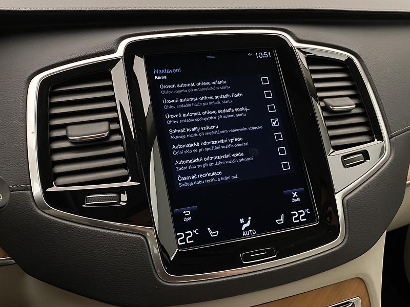 Volvo XC90 B5 AWD INSCRIPTION AUT CZ 7m - fotka 46 z 49