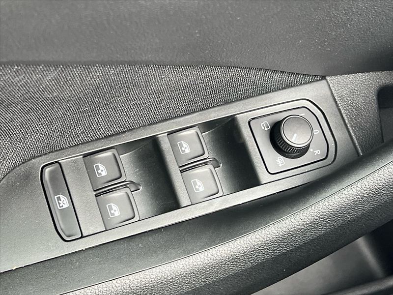 Škoda Scala 1,0 TSi 85 kW TOP SELECTION  R - fotka 20 z 27
