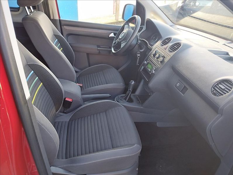 Volkswagen Caddy 1,2 TSi 77KW NOVÉ ROZVODY - fotka 8 z 14