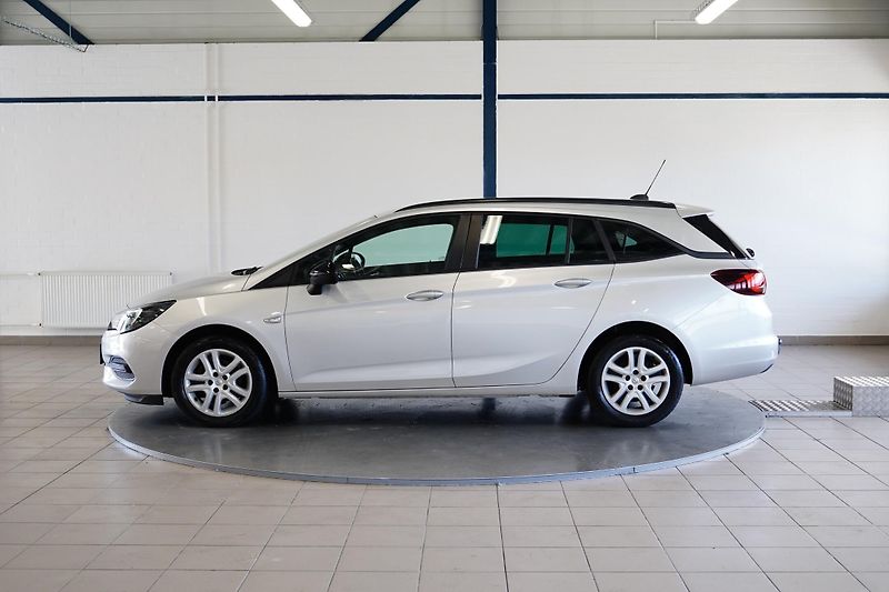 Opel Astra - fotka 3 z 26