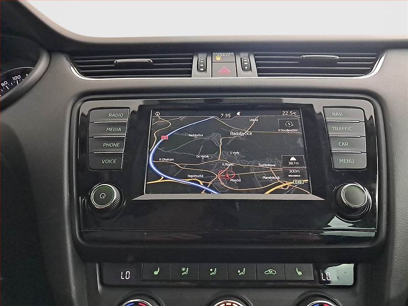 Škoda Octavia (2016) Style 2.0 TDI, Serv.kniha - fotka 13 z 19