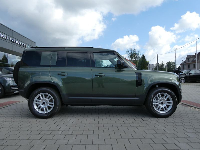 Land Rover Defender 110 S D200 - fotka 6 z 33