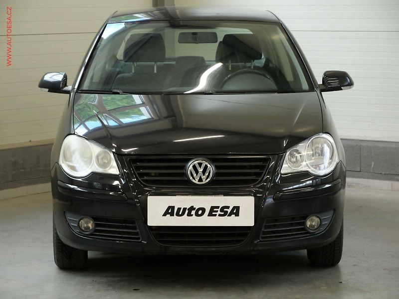 Volkswagen Polo (2009) 1.2i, Comfort, AC - fotka 2 z 16