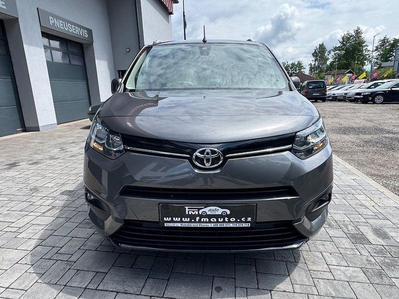 Toyota ProAce City Verso (2021) 1.2, 7míst, automat - fotka 3 z 30