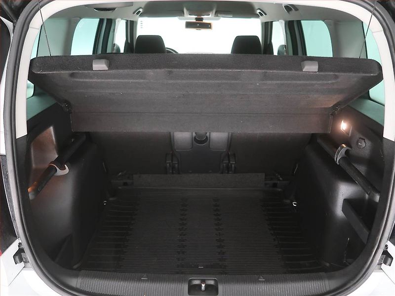 Škoda Yeti (2015) Monte Carlo 2.0 TDI, Navi - fotka 13 z 18