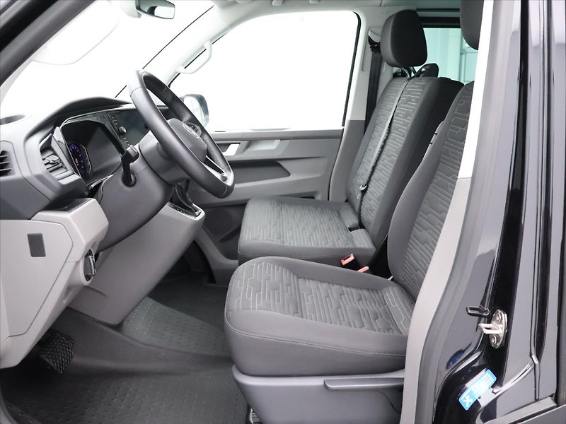 Volkswagen Caravelle 2,0 TDI 150kW DSG Long LED DPH - fotka 11 z 36