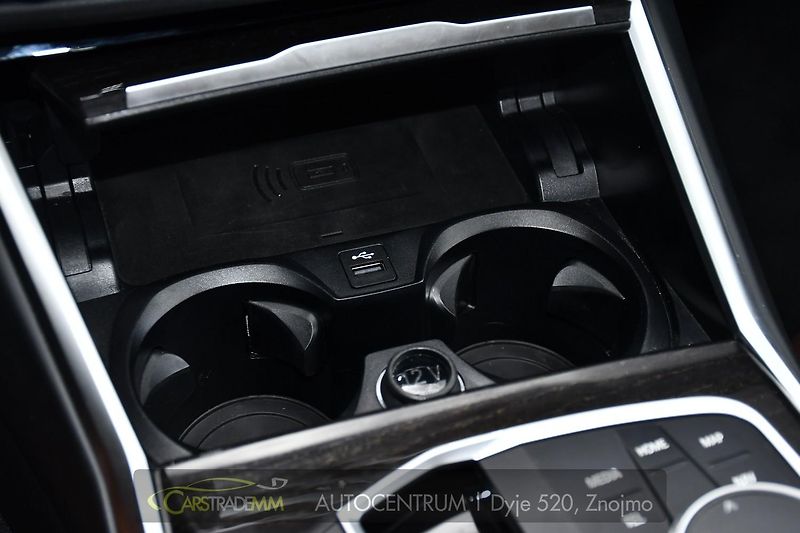 BMW Řada 3 320D xDrive TAŽNÉ ČR 1.M - fotka 38 z 57