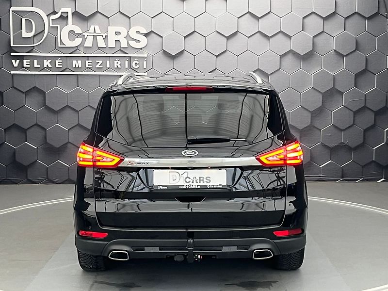 Ford S-MAX 2.0 EB Titanium manuál 7 míst - fotka 3 z 63