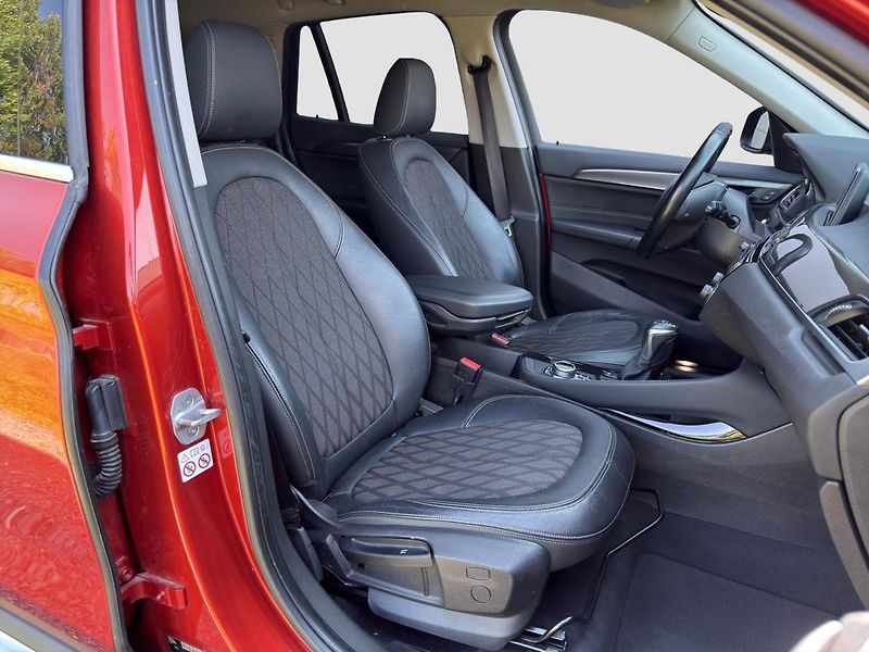 BMW X1 xDrive20d - fotka 15 z 23