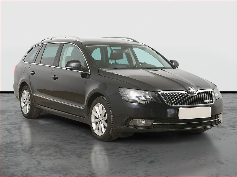 Škoda Superb (2014) 1.6 TDI, Xenony, Tempomat - fotografie inzerátu
