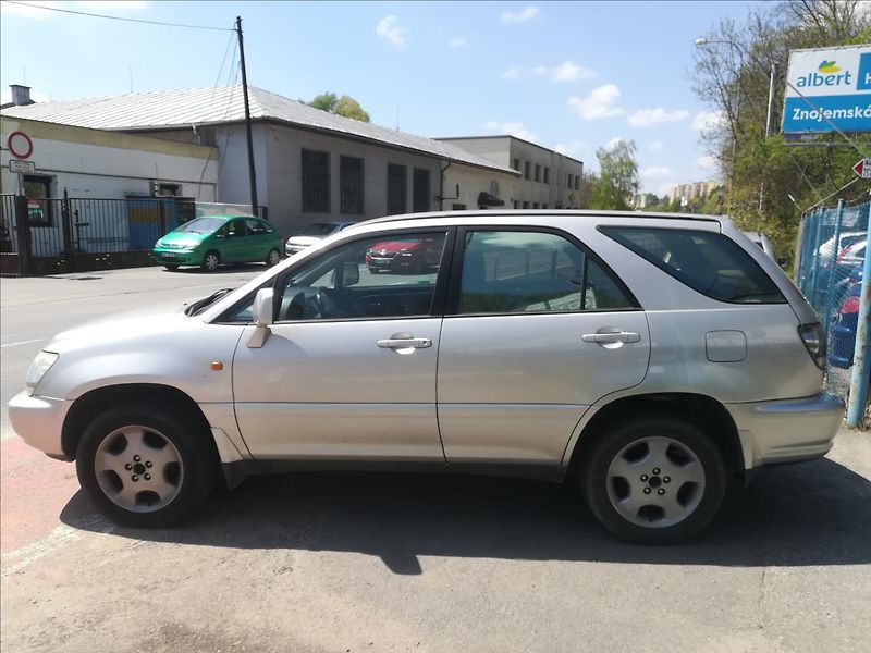 Lexus RX 300 3,0 EXECUTIVE - fotka 7 z 19