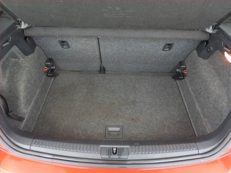 Volkswagen Polo (2010) 1.2 12V, Tempomat - fotka 13 z 14