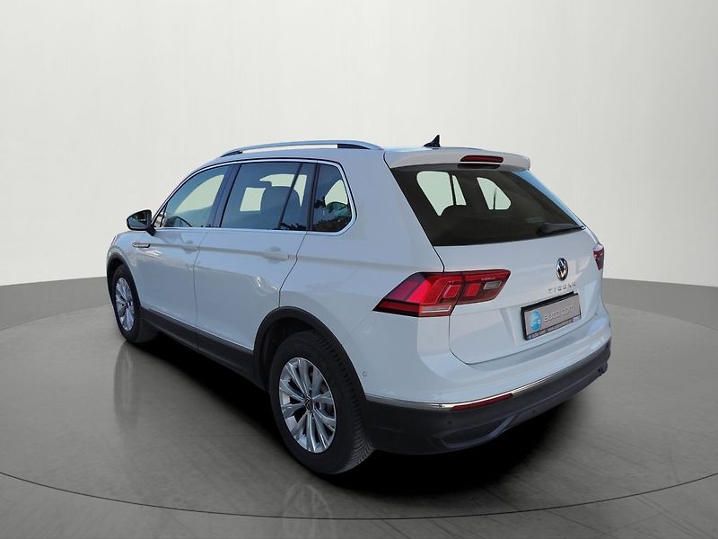 Volkswagen Tiguan (2023) 2.0TDI DSG Virtual Navi ACC - fotka 3 z 34