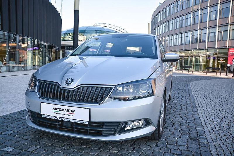Škoda Fabia (2017) III 1.0 55kw Style Combi 1 MAJ - fotka 21 z 38
