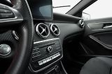 Mercedes-Benz Třídy A 220d 4MATIC AMG - náhled 20