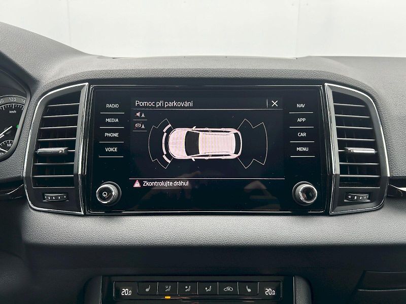 Škoda Karoq (2022) 1.5 TSI 110kW DSG Style - fotka 18 z 35