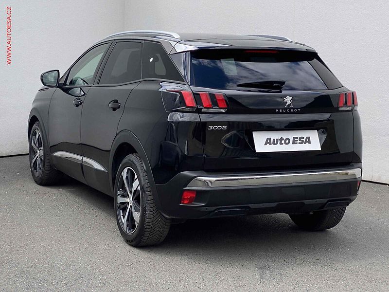 Peugeot 3008 (2018) 2.0 HDi, ČR, Allure, LED - fotka 6 z 19