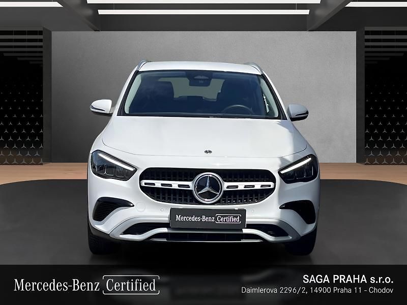 Mercedes-Benz GLA 220 4MATIC Progressive Line - fotka 2 z 21