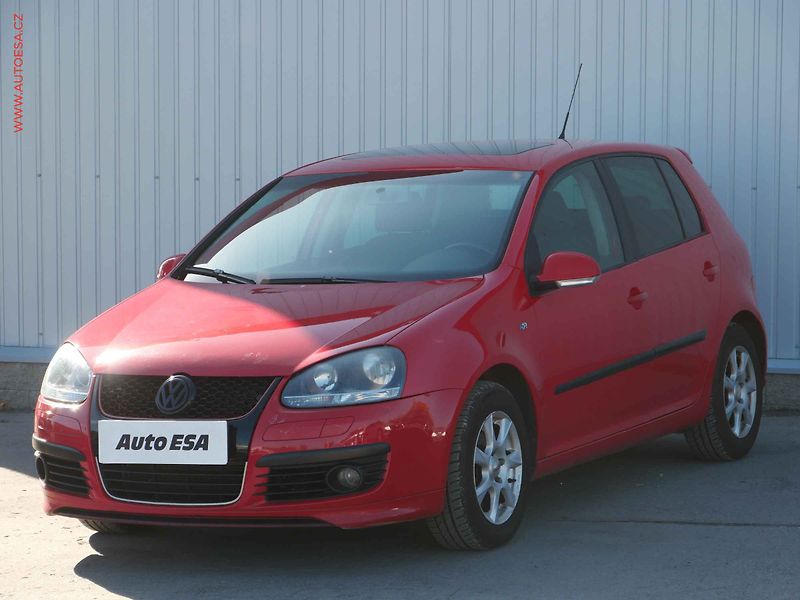 Volkswagen Golf (2008) 1.4TSi, GT - fotka 3 z 17