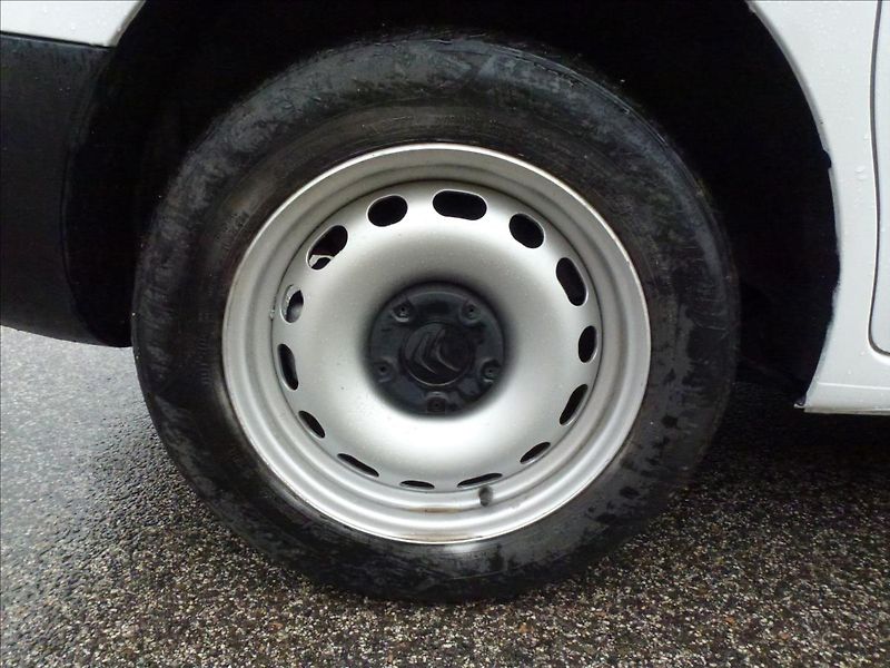 Citroën Berlingo 1,6 HDI 3míst Tažné,Klima,Temp - fotka 41 z 49