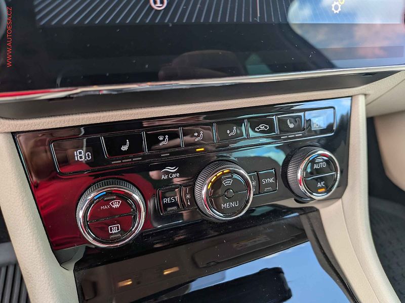 Škoda Superb (2018) 2.0 TDI 4x4, Bixen, navi - fotka 16 z 18