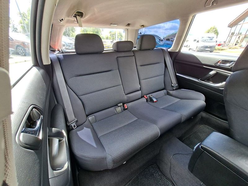 Subaru Legacy 2,0R 165k AT 4x4 BA+LPG - fotka 6 z 22