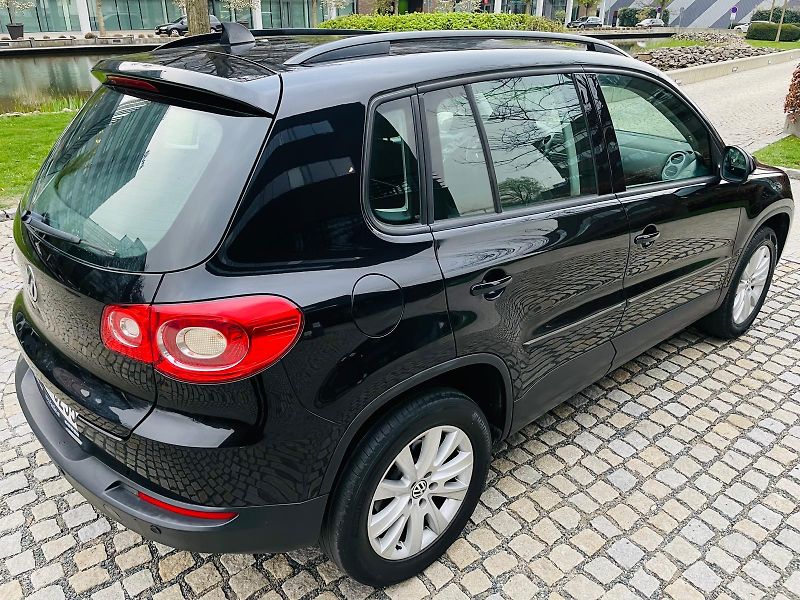 Volkswagen Tiguan 1.4TSi MANUÁL VÝHŘEV SERVISKA - fotka 12 z 45