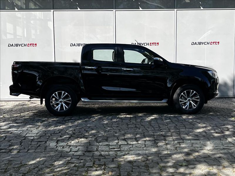 Isuzu D-Max 1,9 Double Cab  6A/T LSE MY25 - fotka 4 z 28