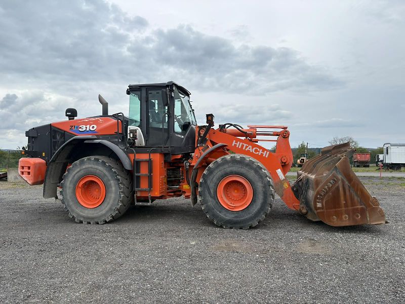 Hitachi (2017) Hitachi ZW310-6 - fotografie inzerátu